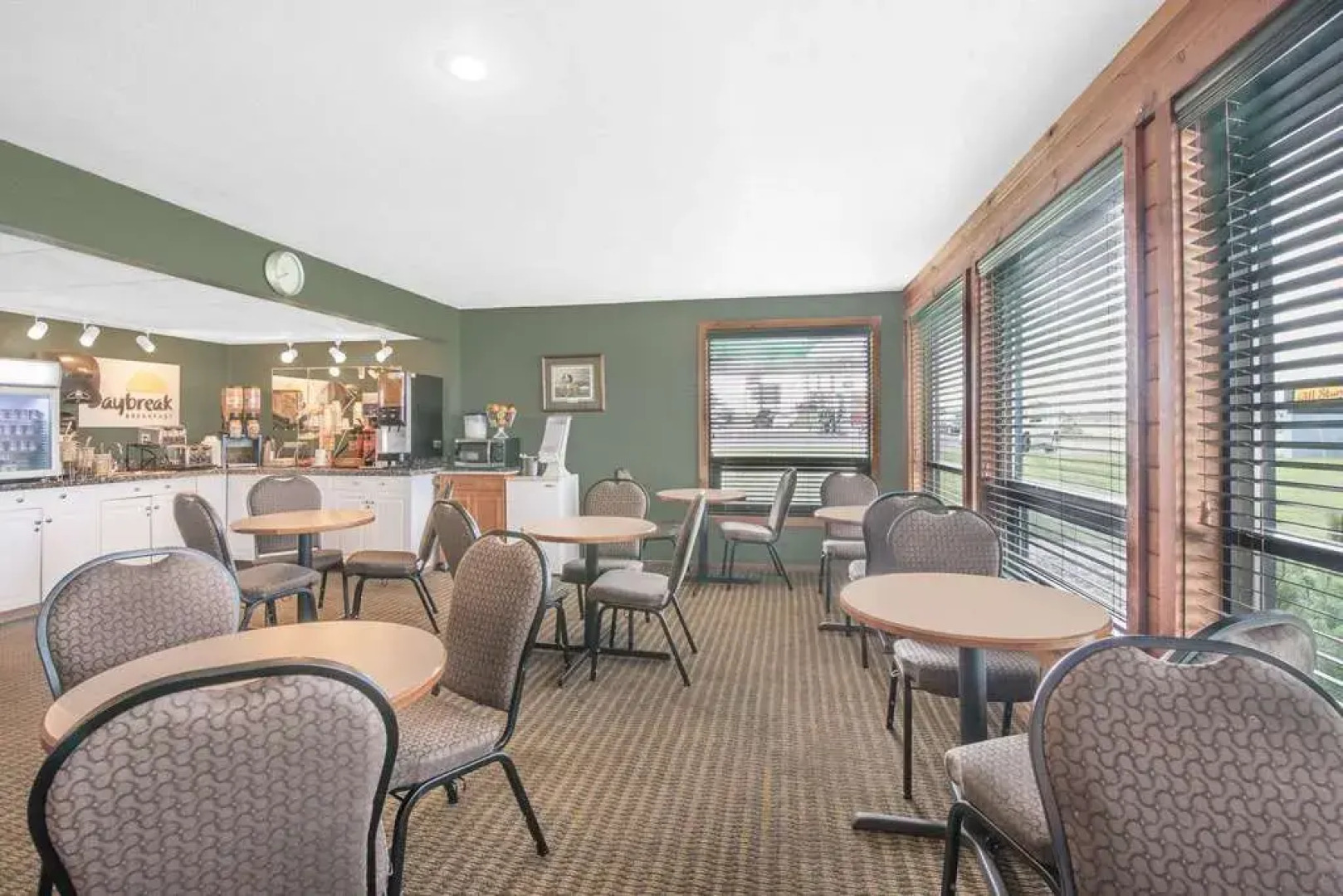 Days Inn Mitchell SD