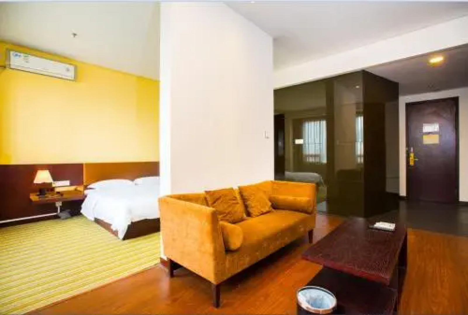 Shenzhen Mingdian Business Hotel