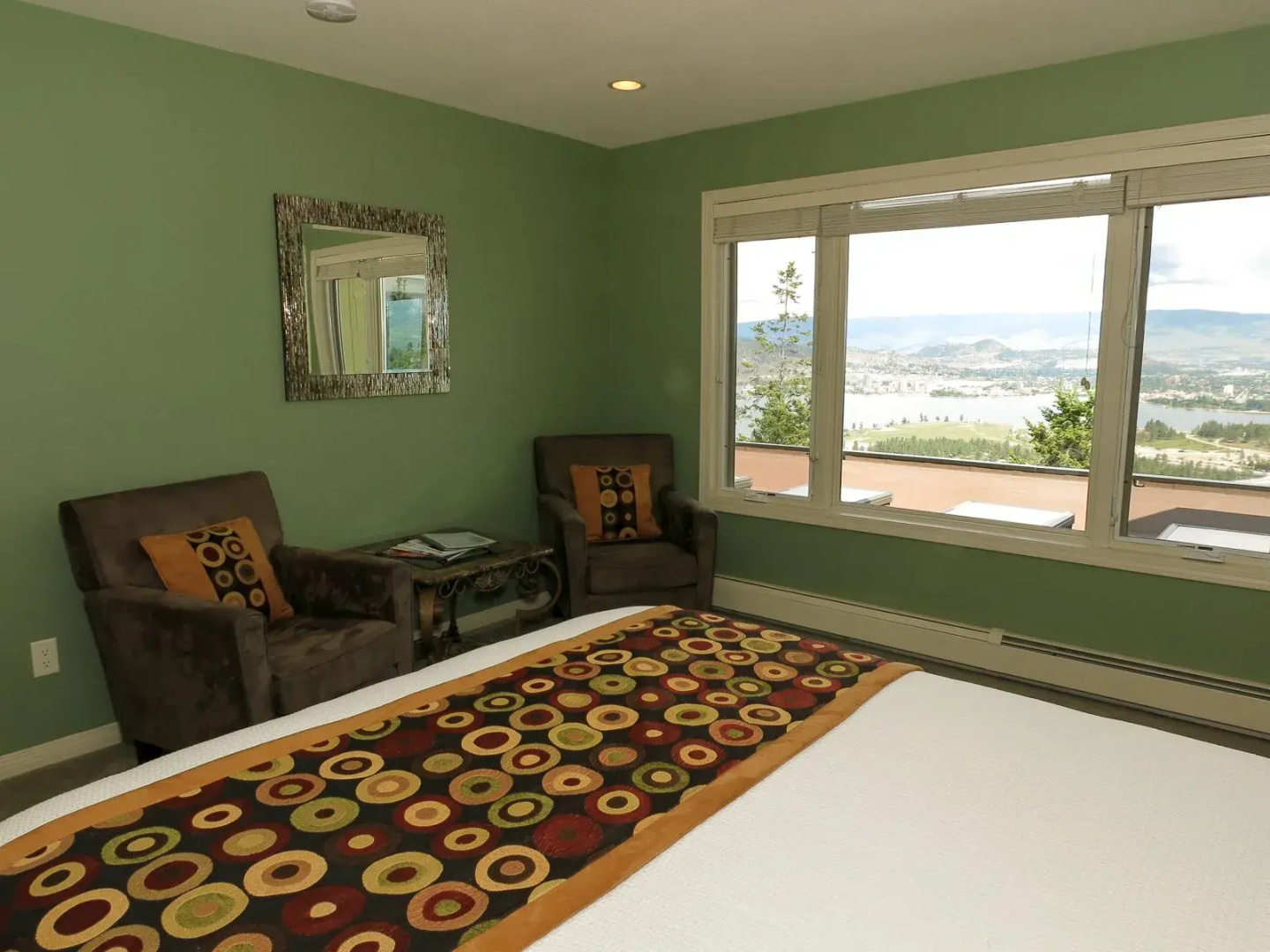 A View of the Lake Bed & Breakfast