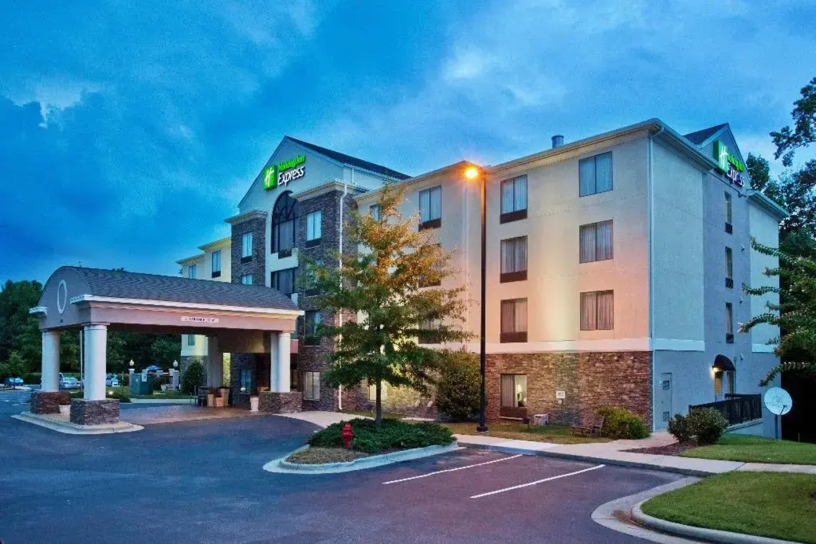 Holiday Inn Express Apex - Raleigh by IHG