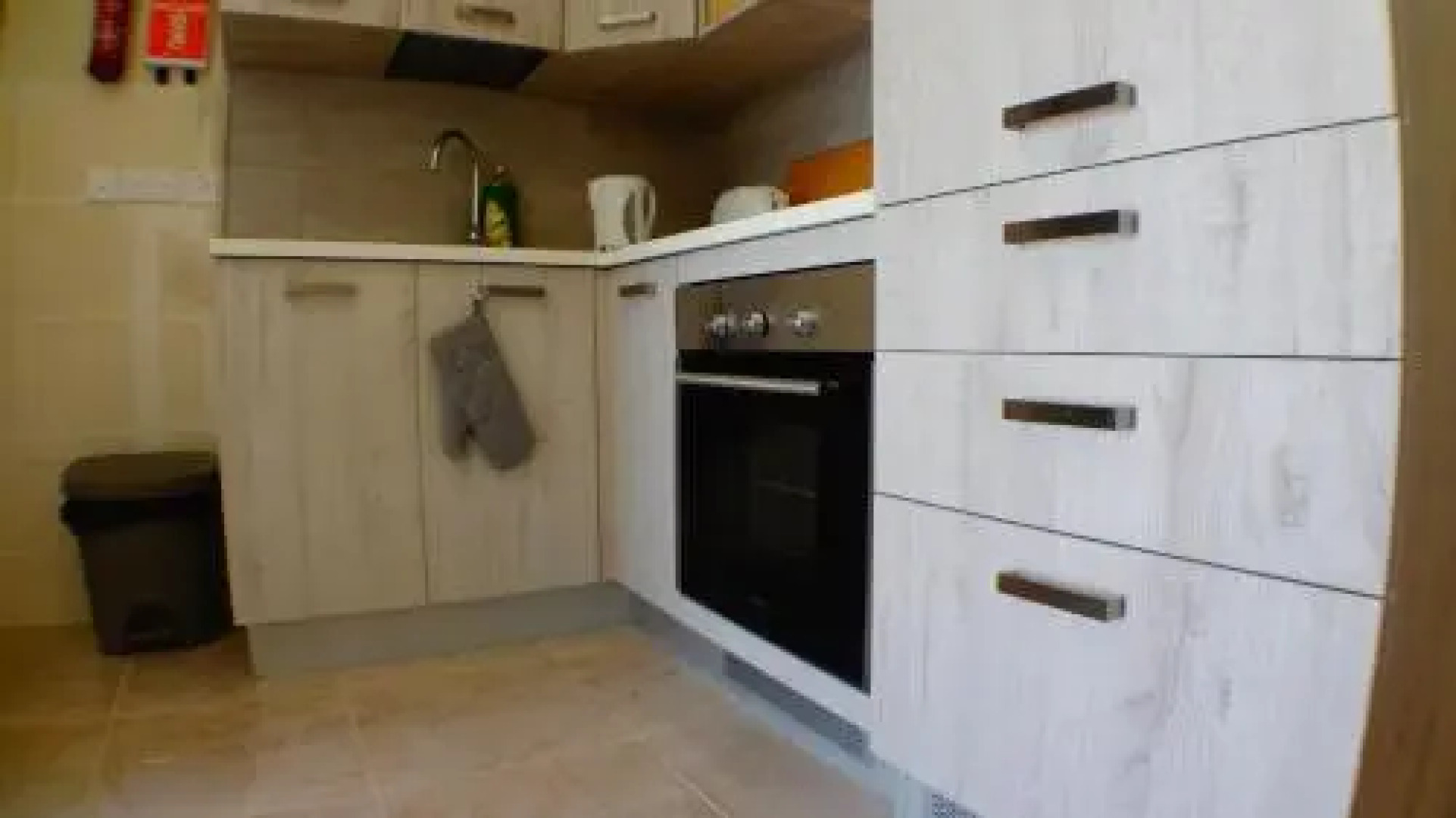 R1103Eri By Euroresort