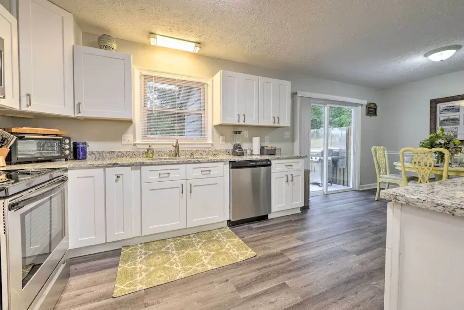 Charming Southern Pines Abode - Walk to Dtwn!