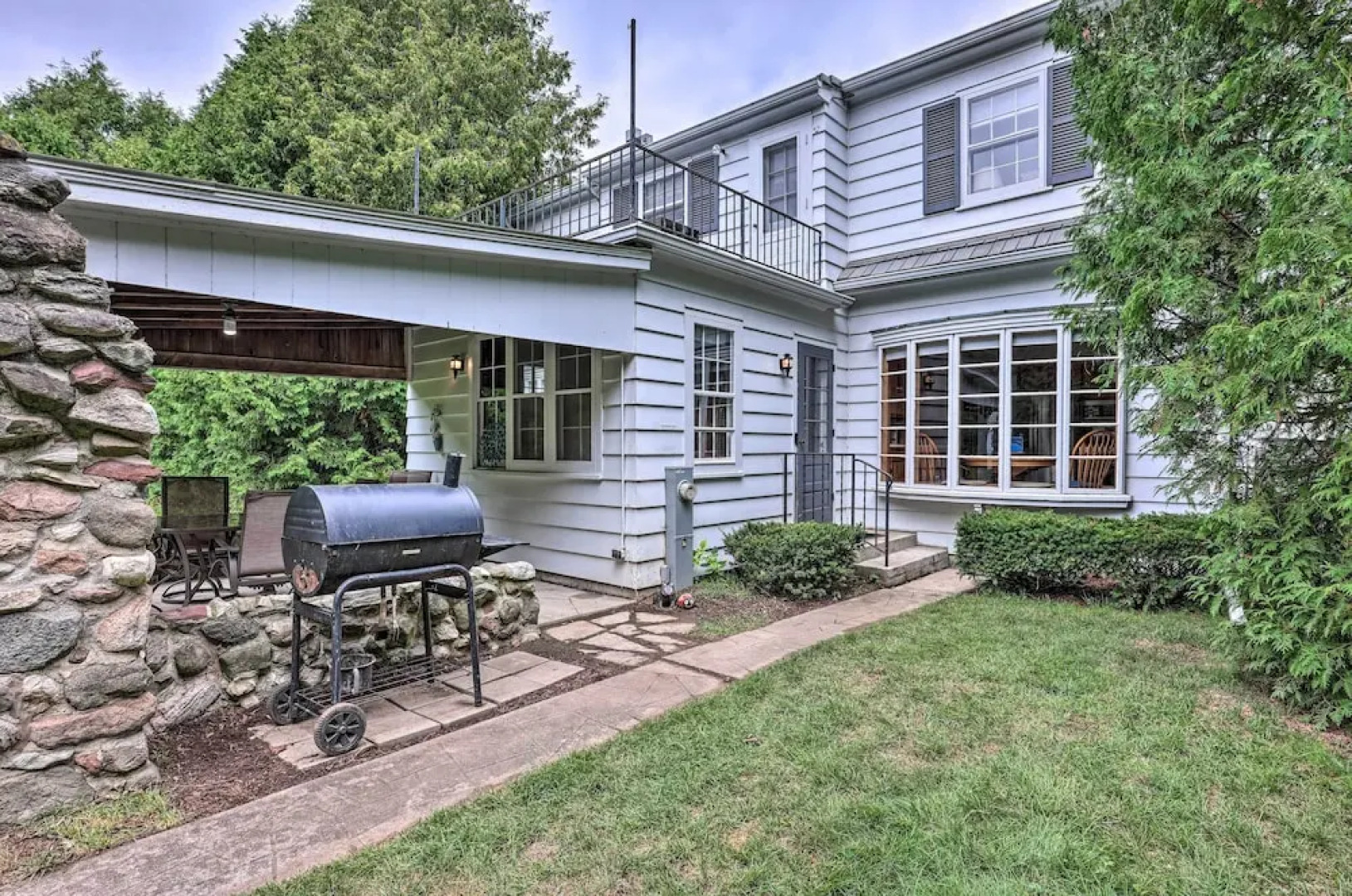 Sheboygan Home w/ Views of Lake & Lighthouse!