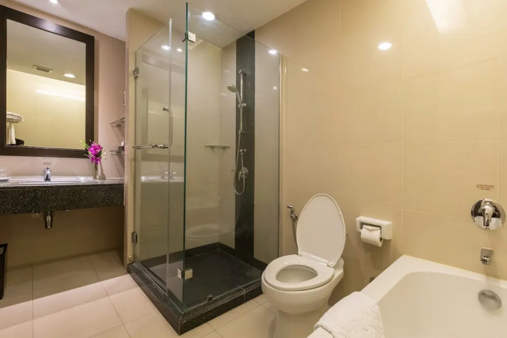 Kantary House Hotel & Serviced Apartments