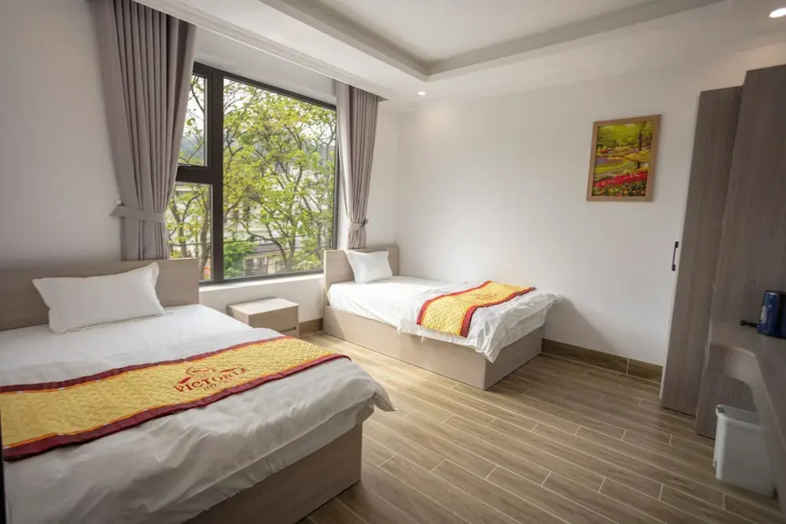 Victoria Hotel MC - by BAY LUXURY