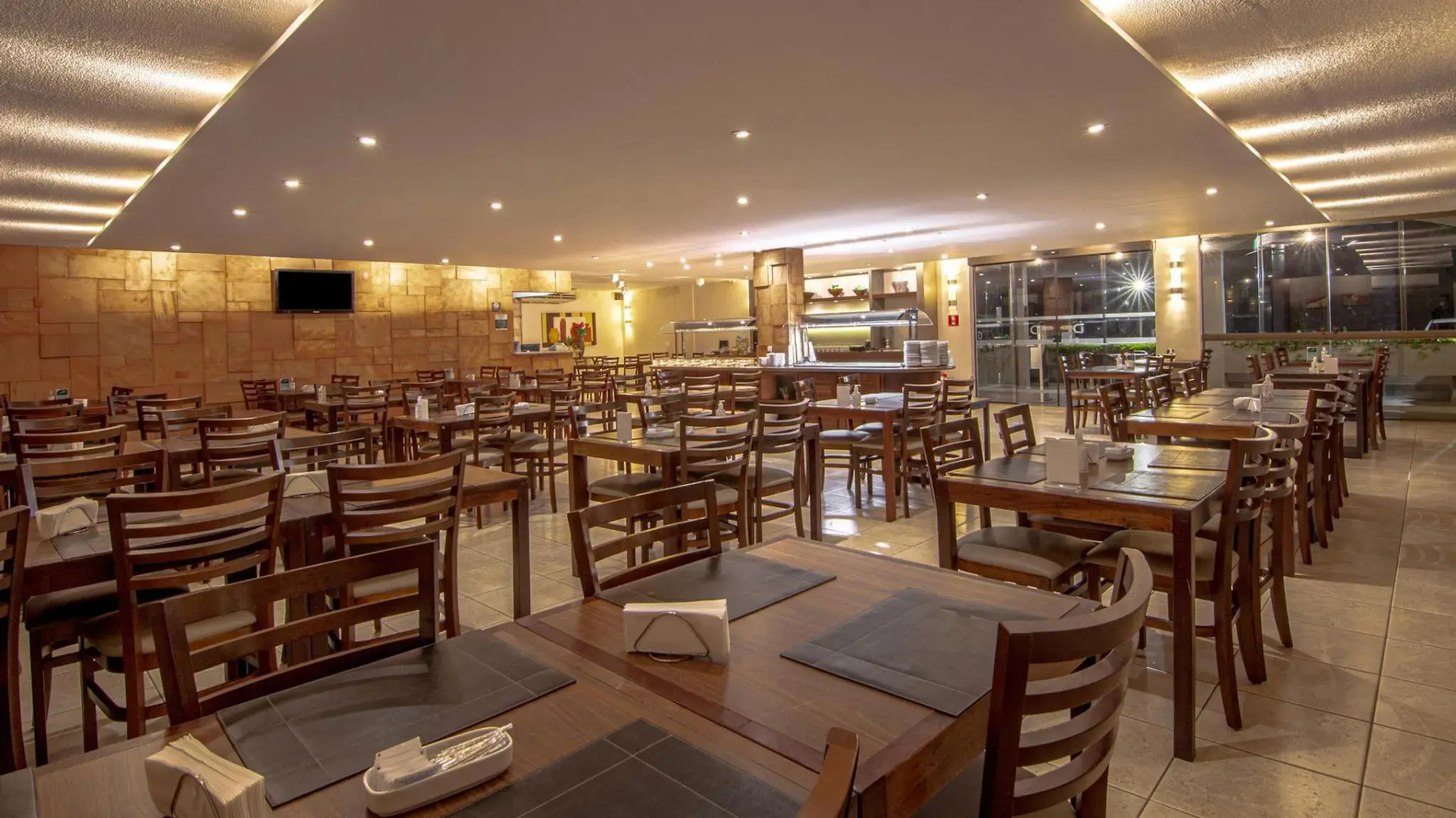 Hotel Deville Express Cascavel