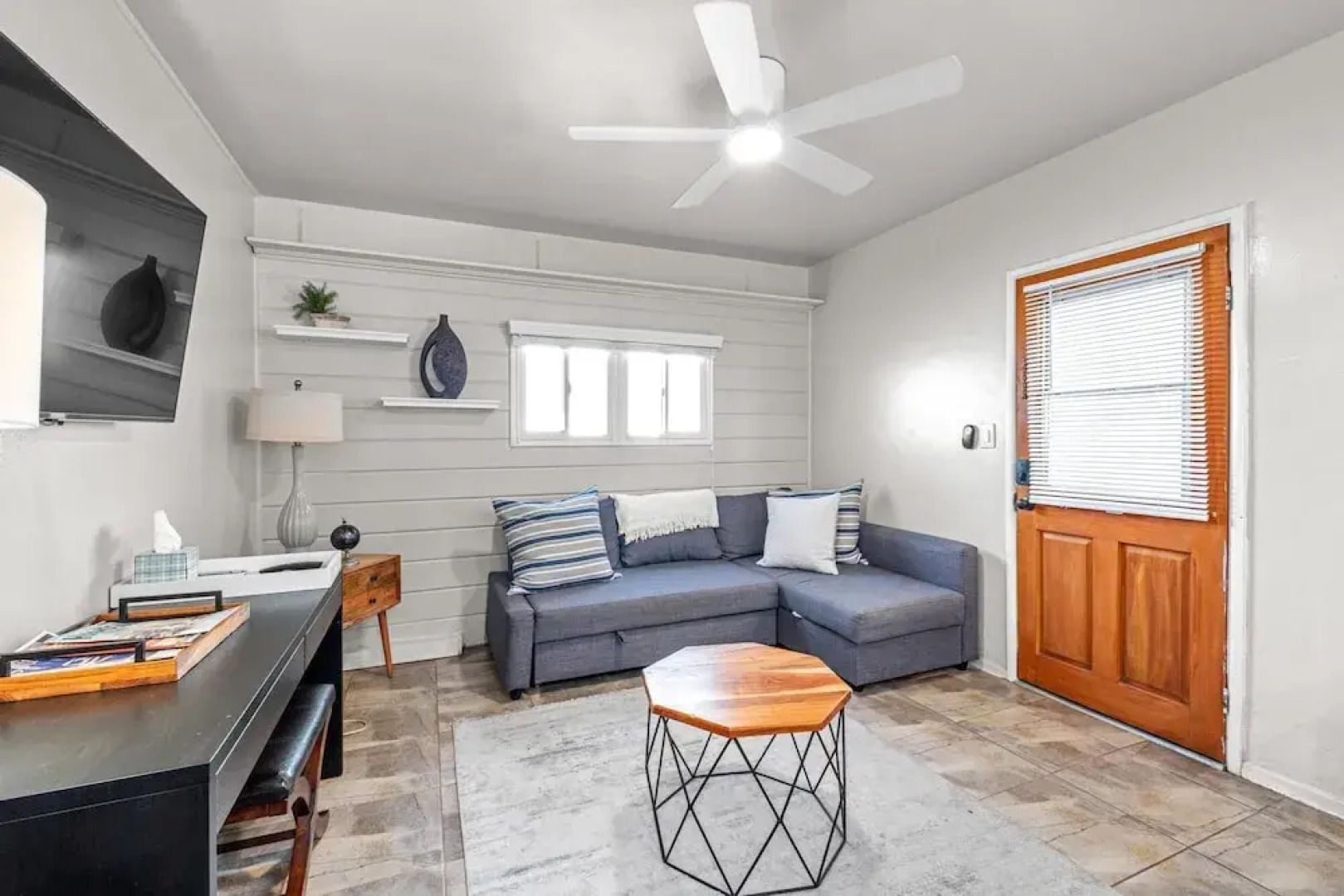 Beachside Apt With Laundry Steps to the Shore