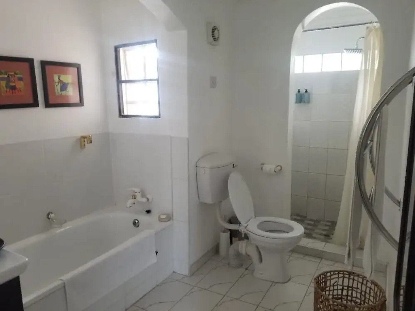 The Leslie - Bed & Breakfast