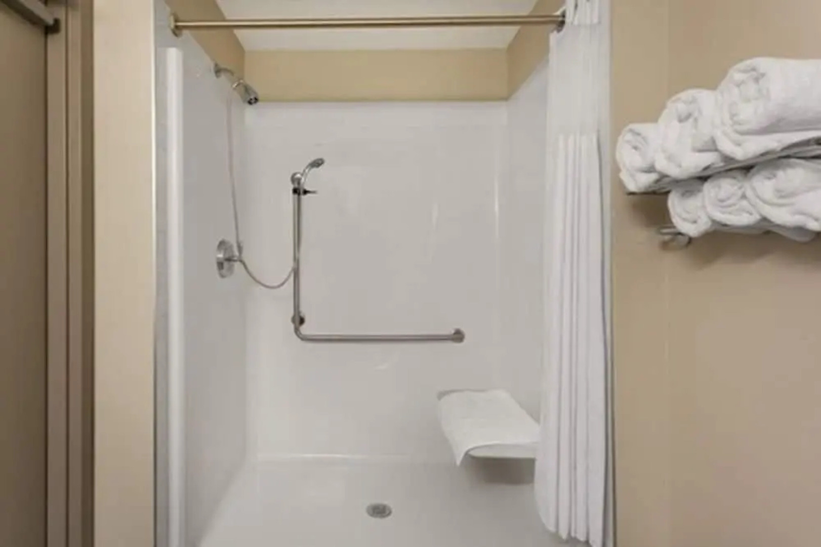 Ramada Grassland Athabasca