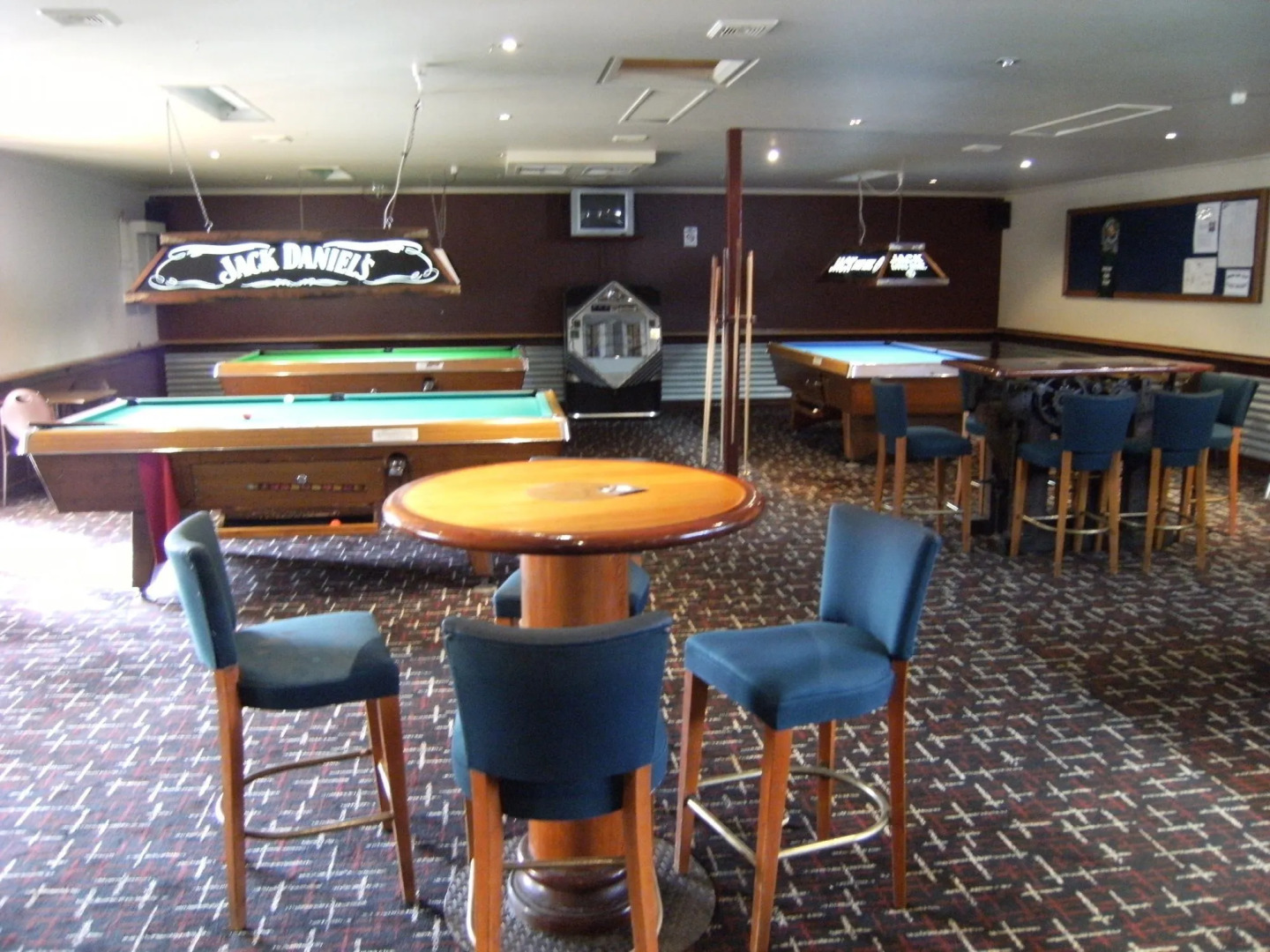 Richmond Henty Hotel