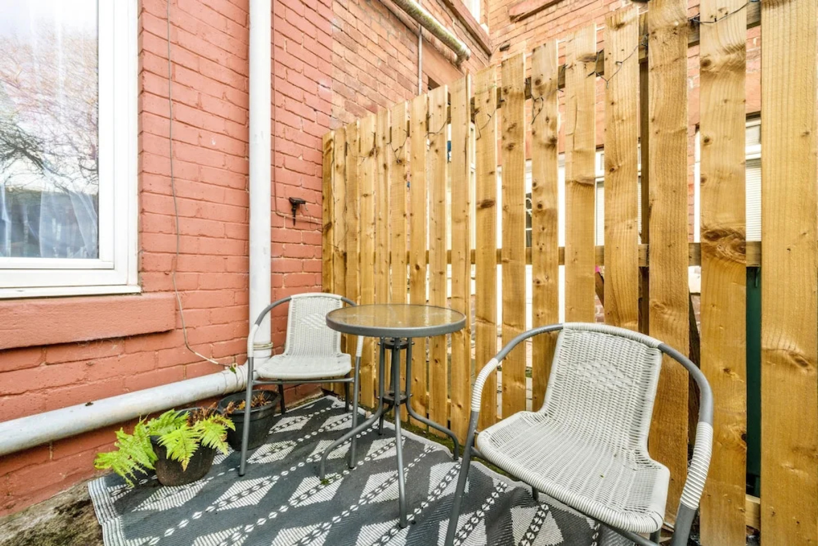 One Bedroom Apartment by Klass Living Serviced Accommodation Bellshill - Elmbank Street Apartment with WIFI  and Parking