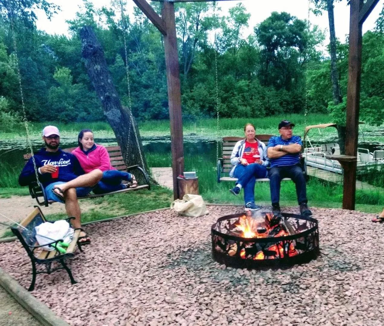 Curriers Lakeview Lodge