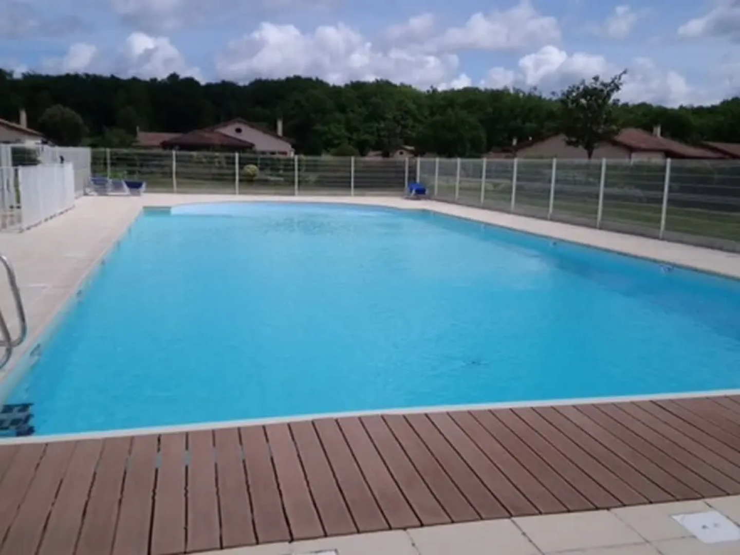 Attractive Villa on Exclusive Family Park With Swimming Pool in Peaceful Setting