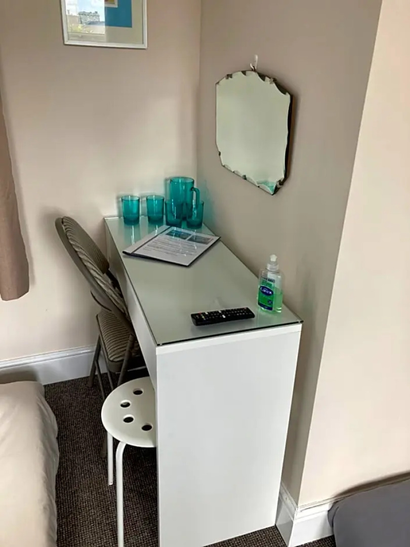 Homewood Airbnb, Combe Martin, Devon - 300m to the Beach!