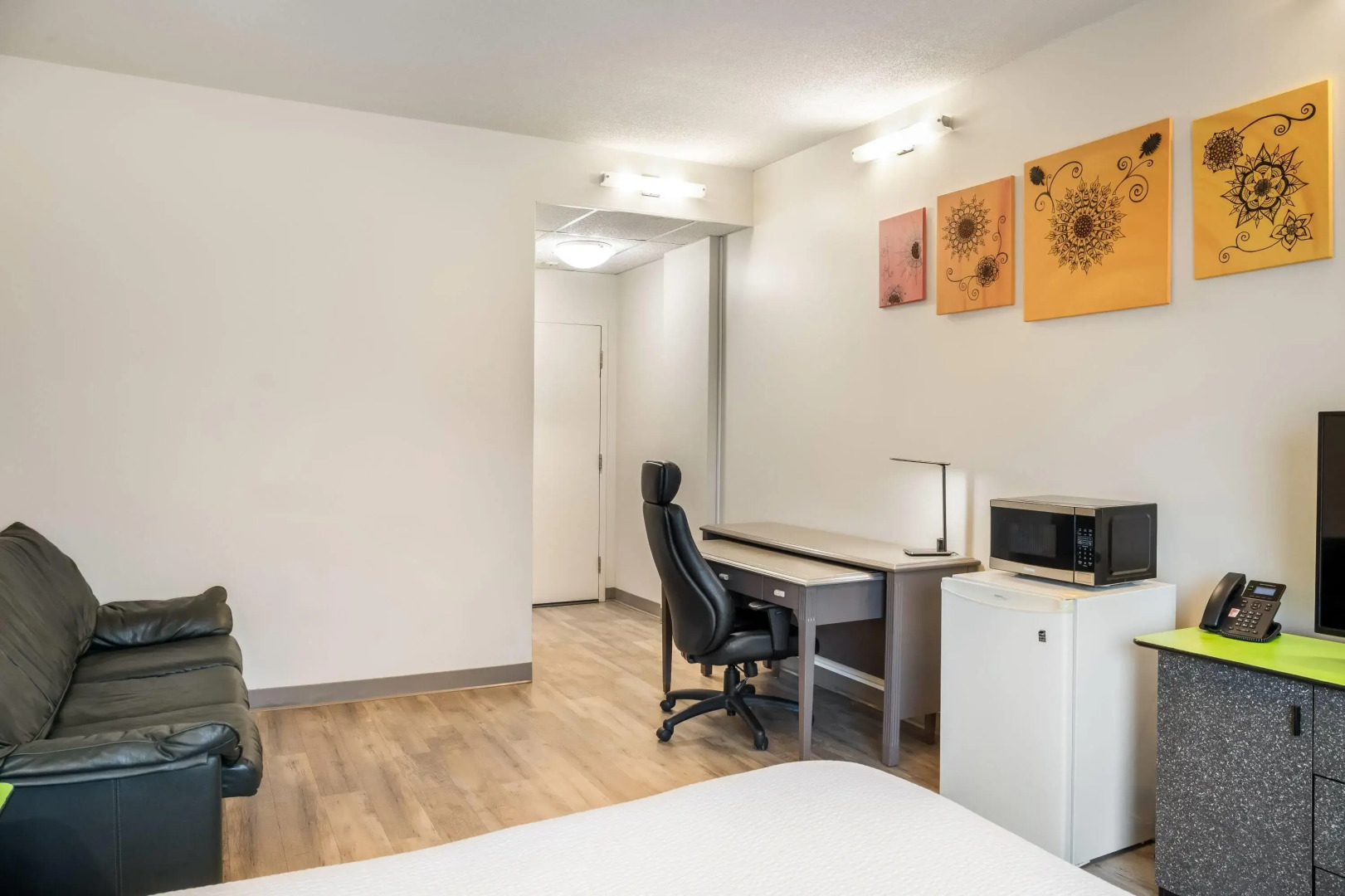 Days Inn by Wyndham Berthierville