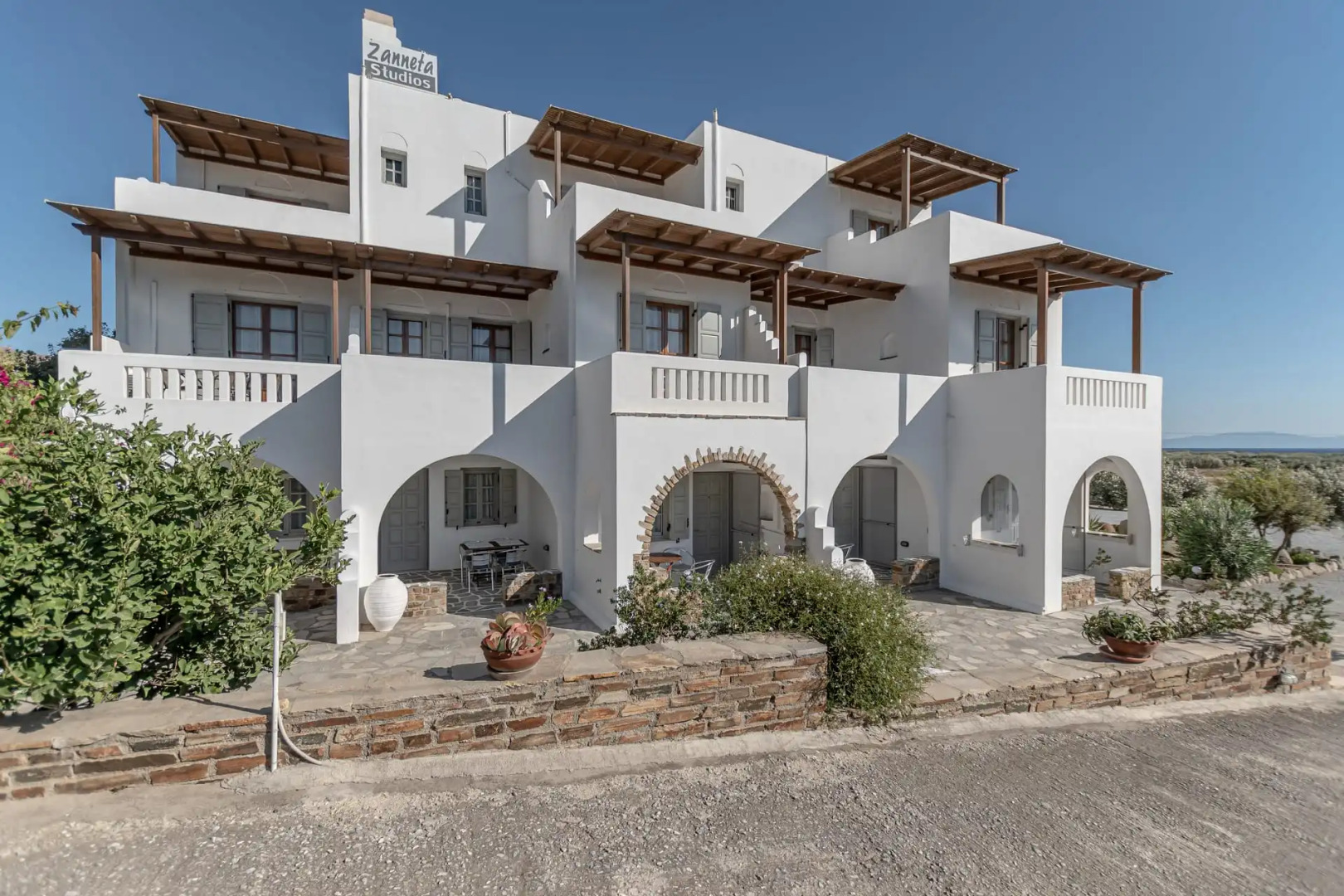 Zanneta Apartments & Suites