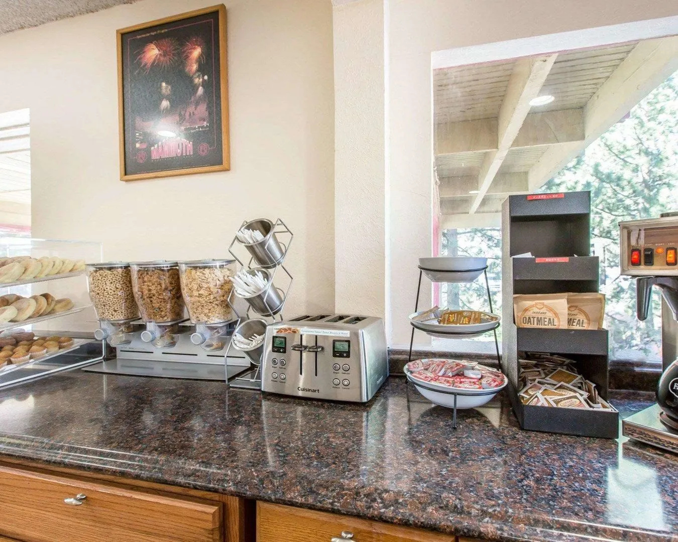 Ventura Grand Inn