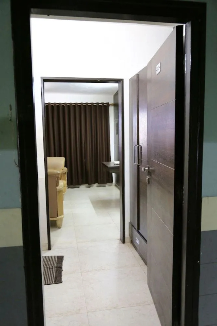Hotel Khushi International