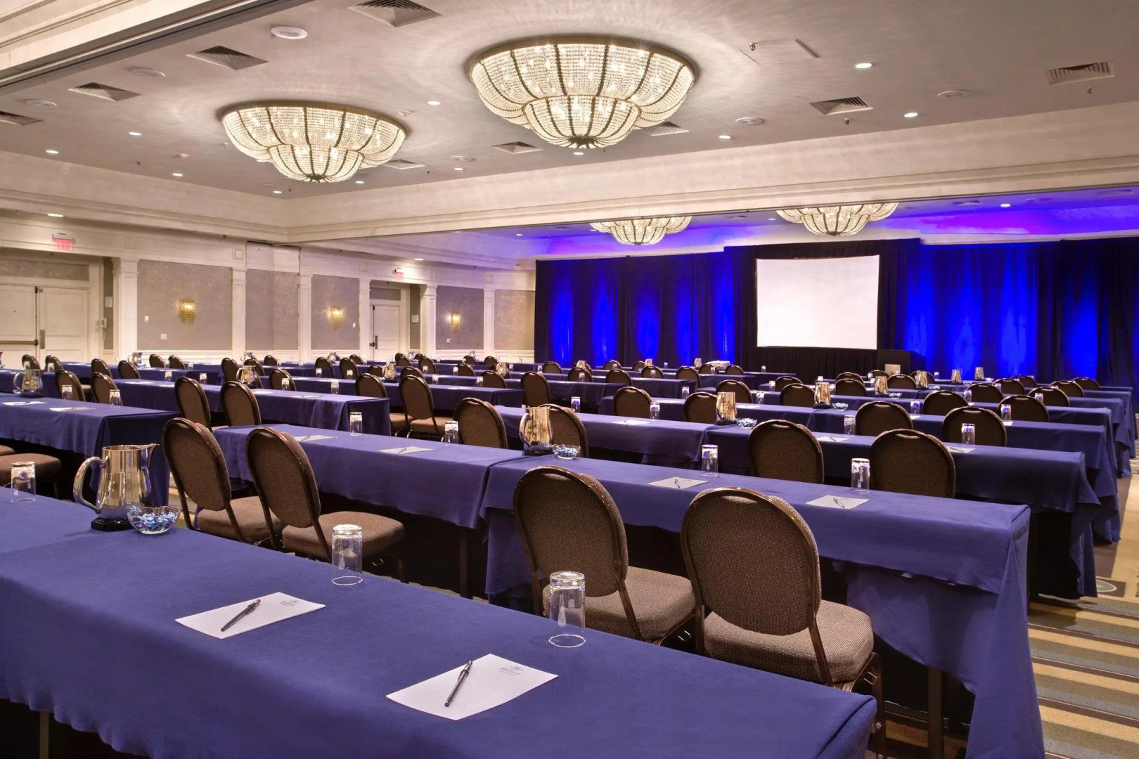 DoubleTree by Hilton Hartford Downtown