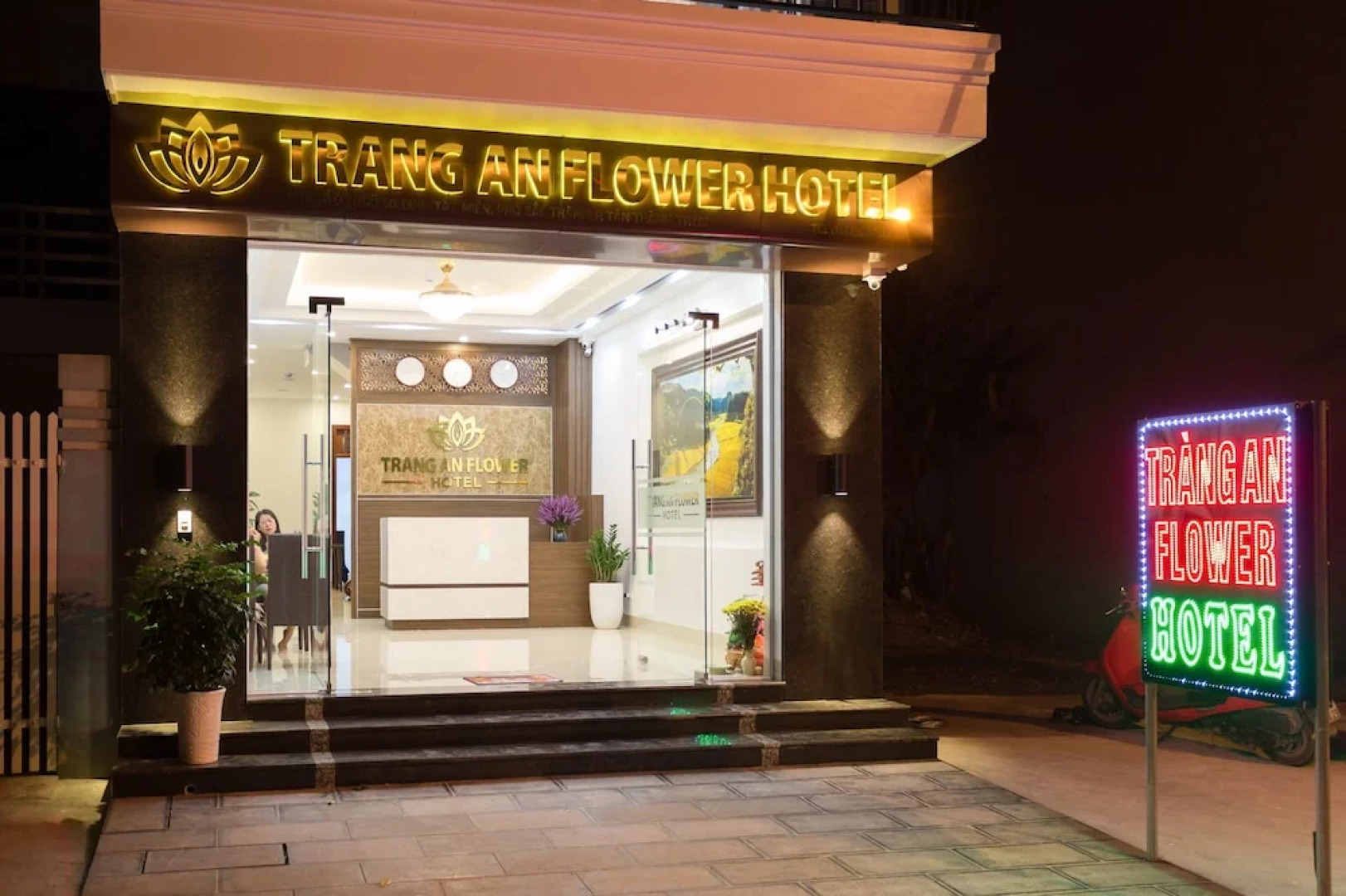 Trang An Flower Hotel