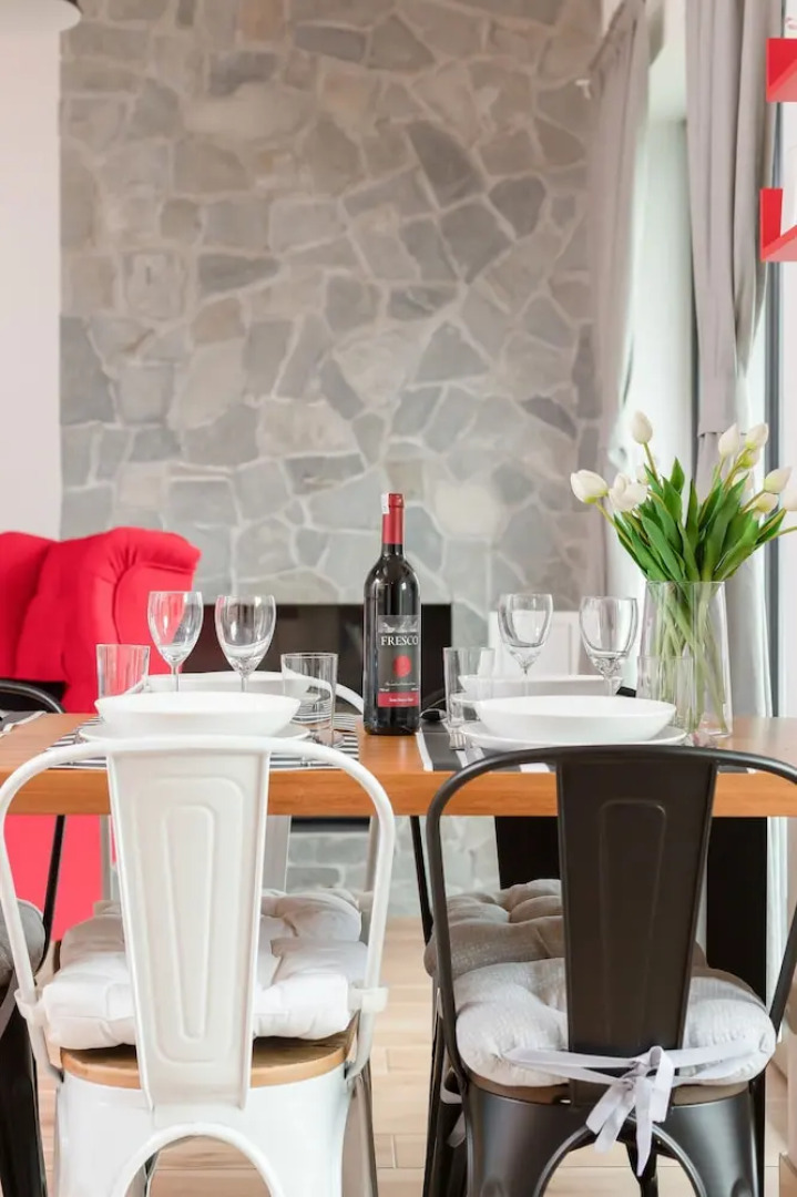 Prestige Golden View Wellness Apartments