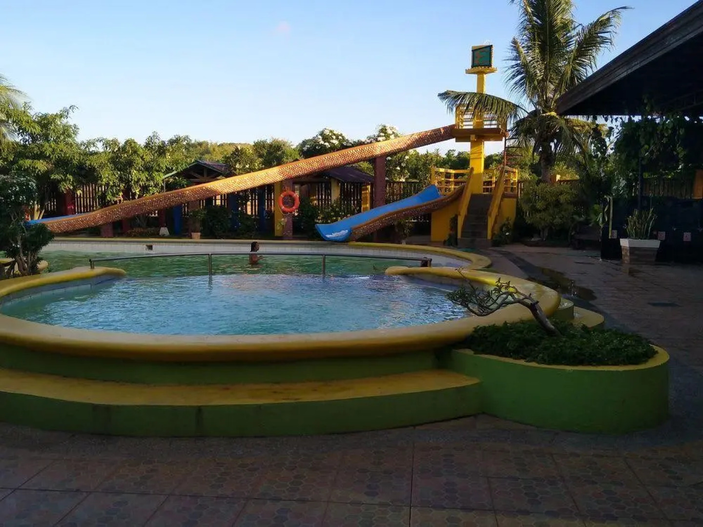 Endielina's inland resort corp