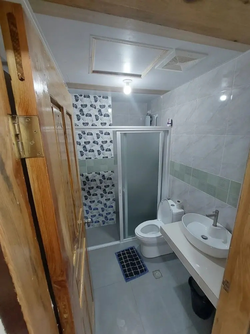 Quarry Bay Hometel