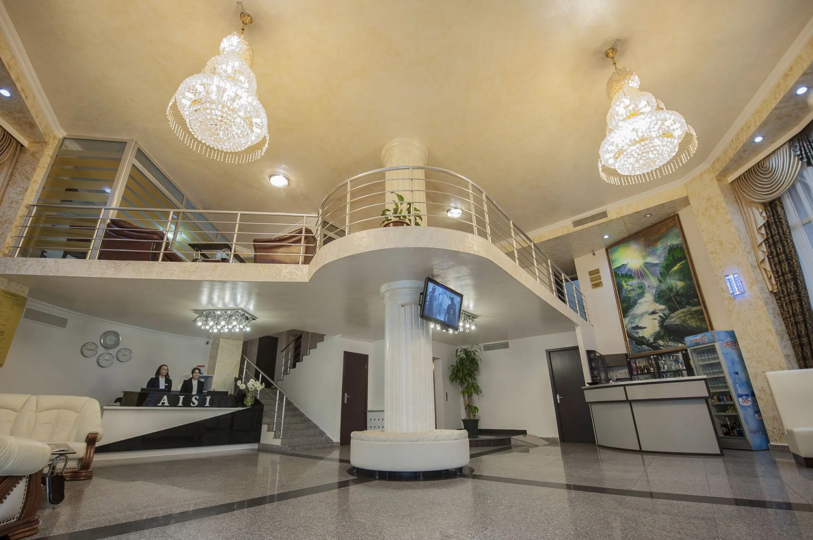 Отель «Аиси»