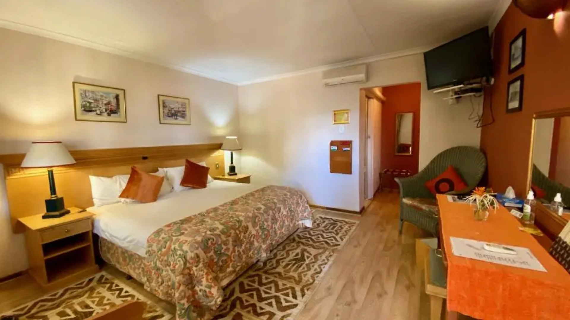 Shamrock Arms Guest Lodge