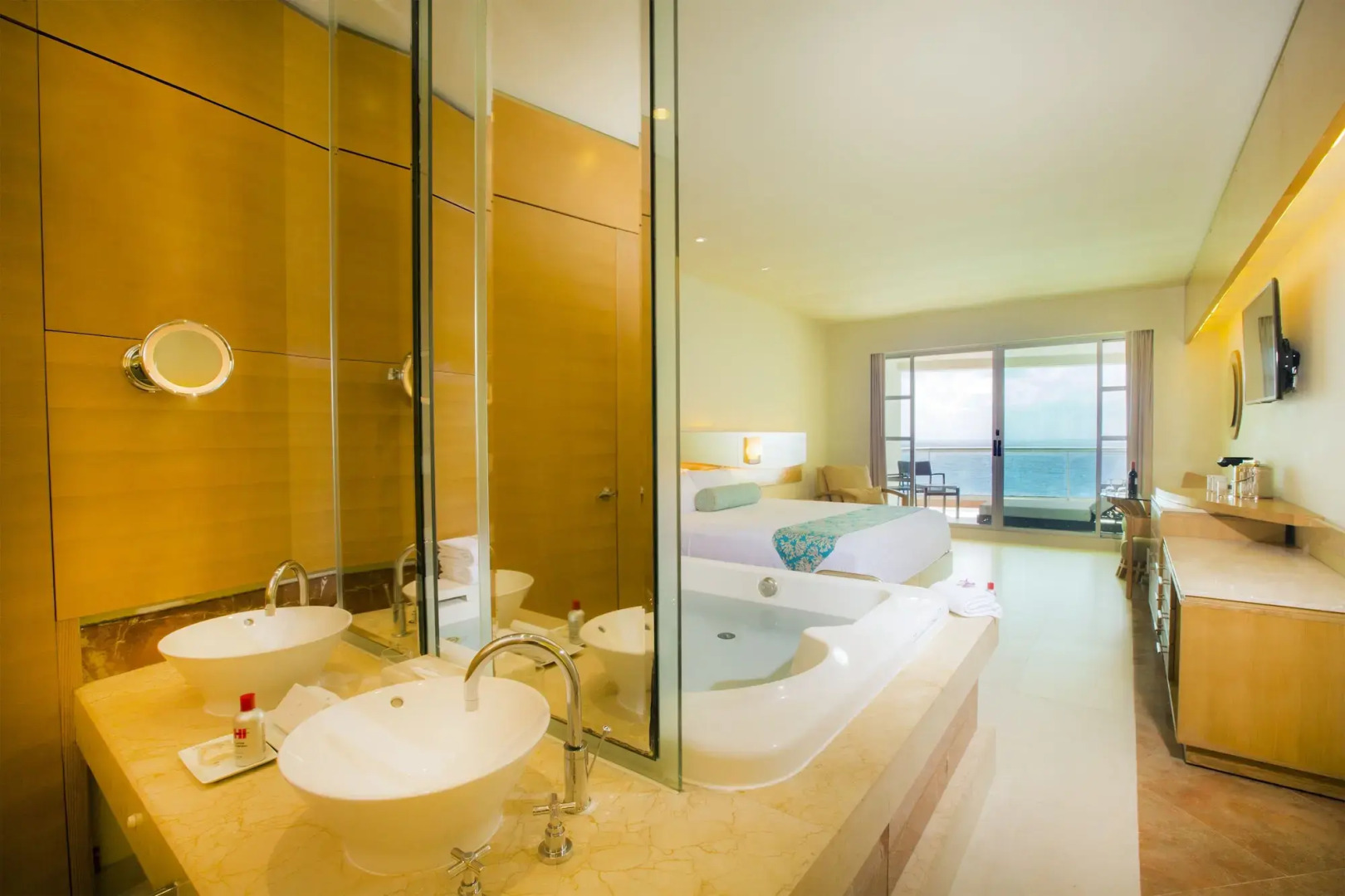 Beach Palace Family Resort & Spa - All-Inclusive