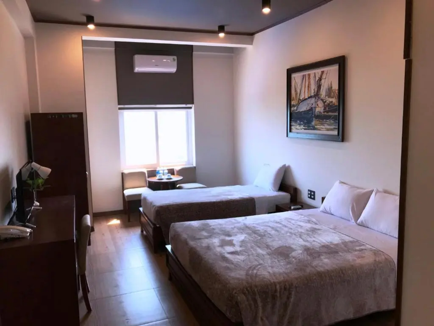Oceanward Hotels & Resorts