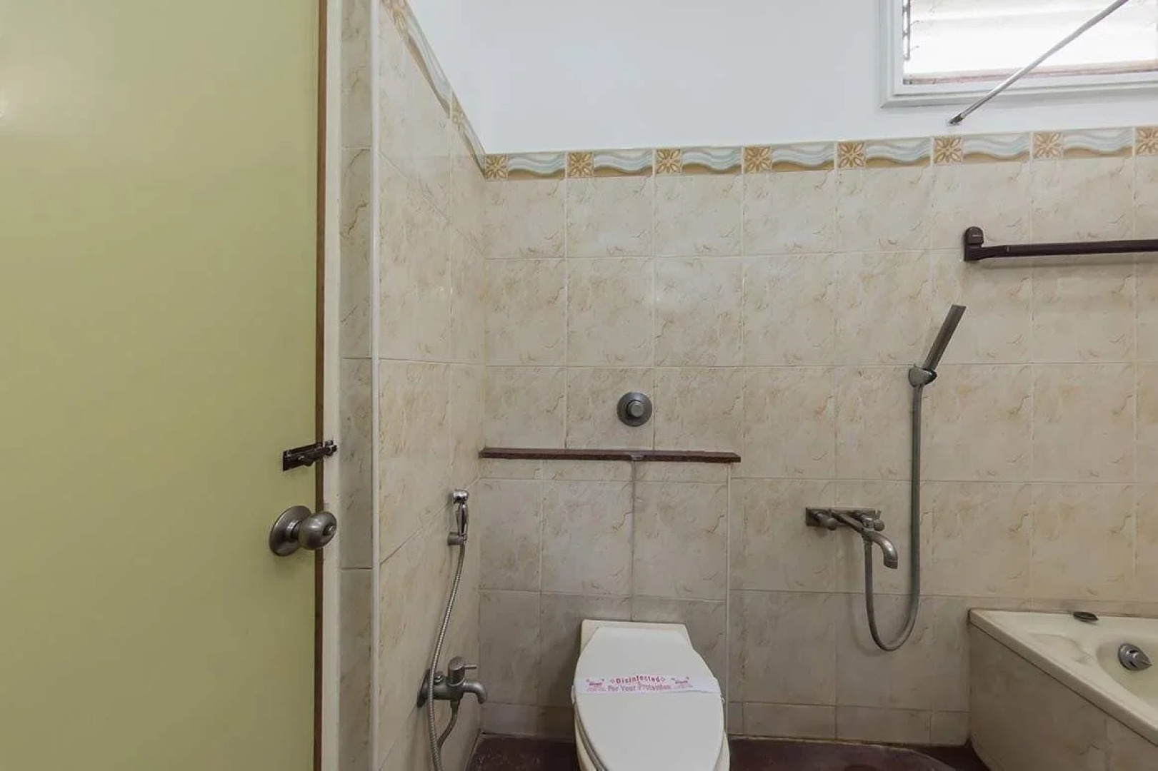 Hotel Aryaas Ressidence