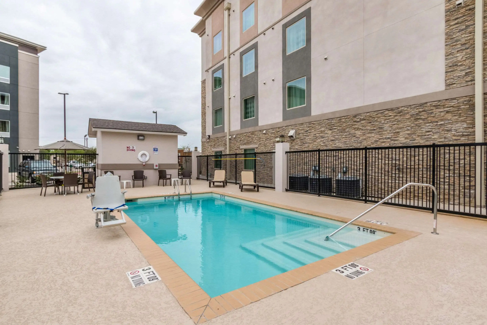 Sleep Inn & Suites College Station near University