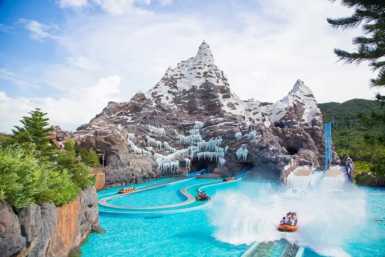 Chimelong Circus Hotel