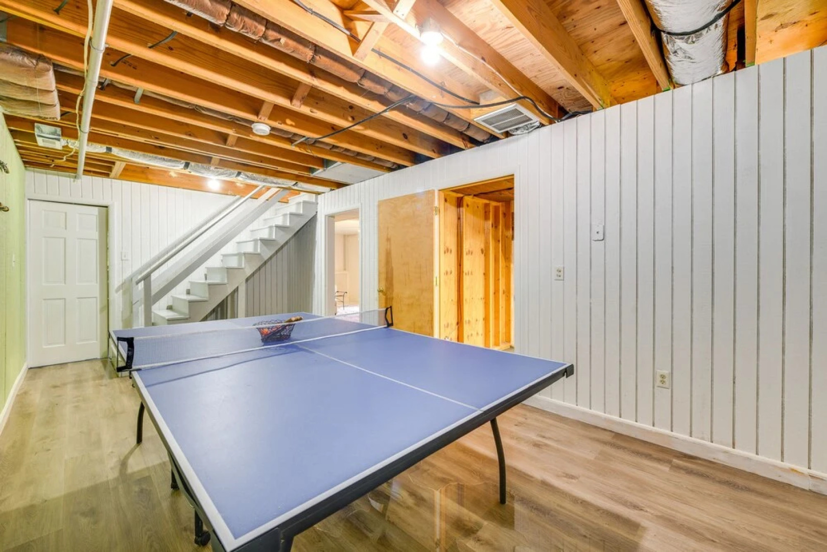 Riverfront Virginia Home - Dock, Fire Pit & Kayaks