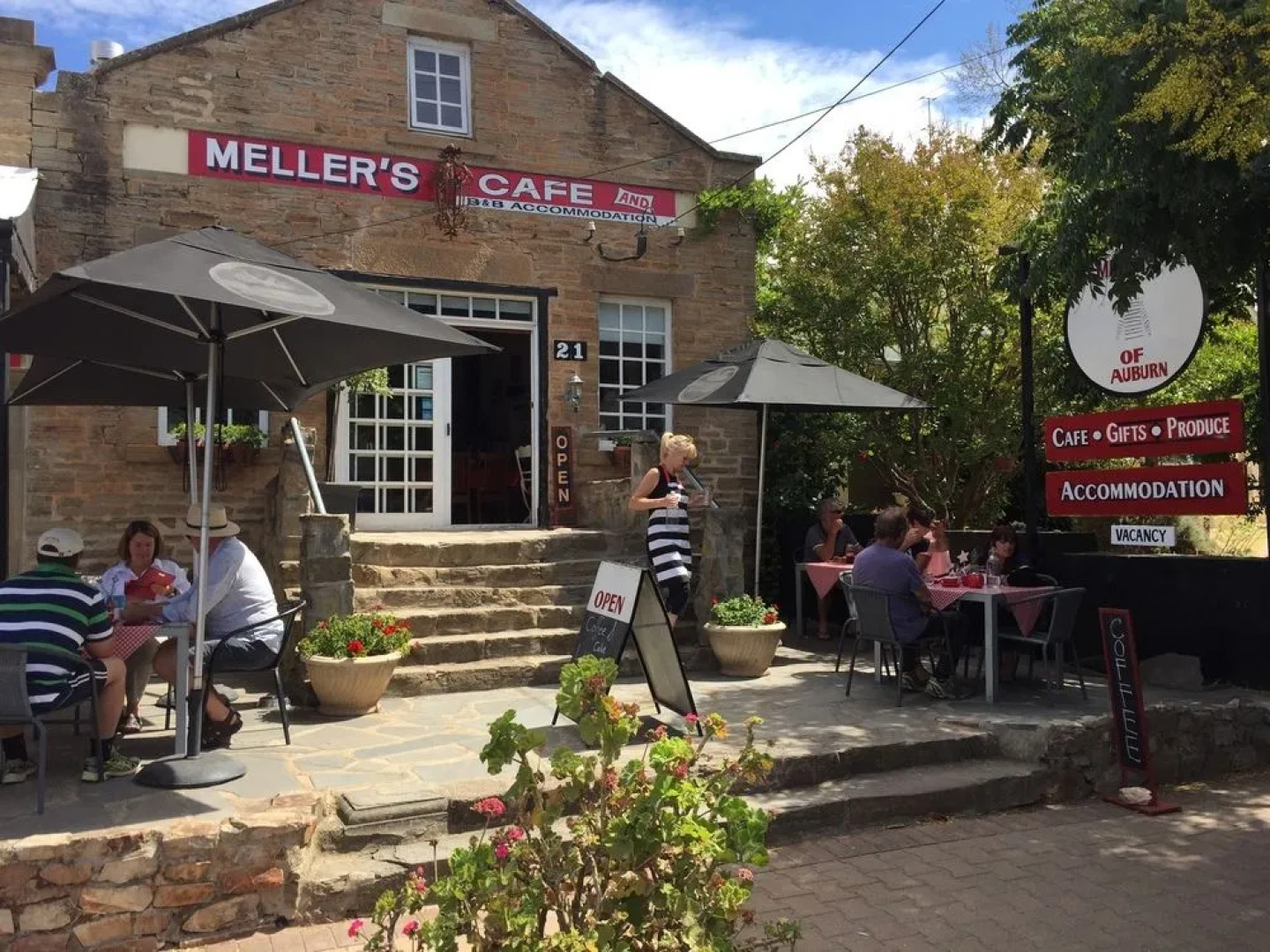 Mellers of Auburn Cafe and Accommodation