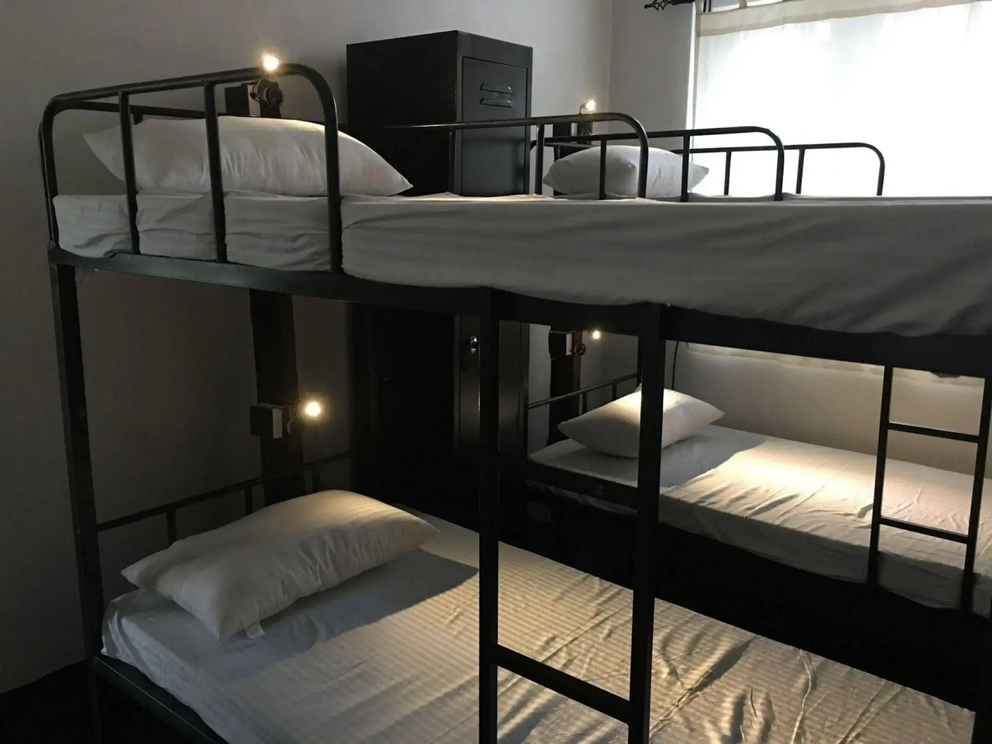 Mount Colonial Hostel