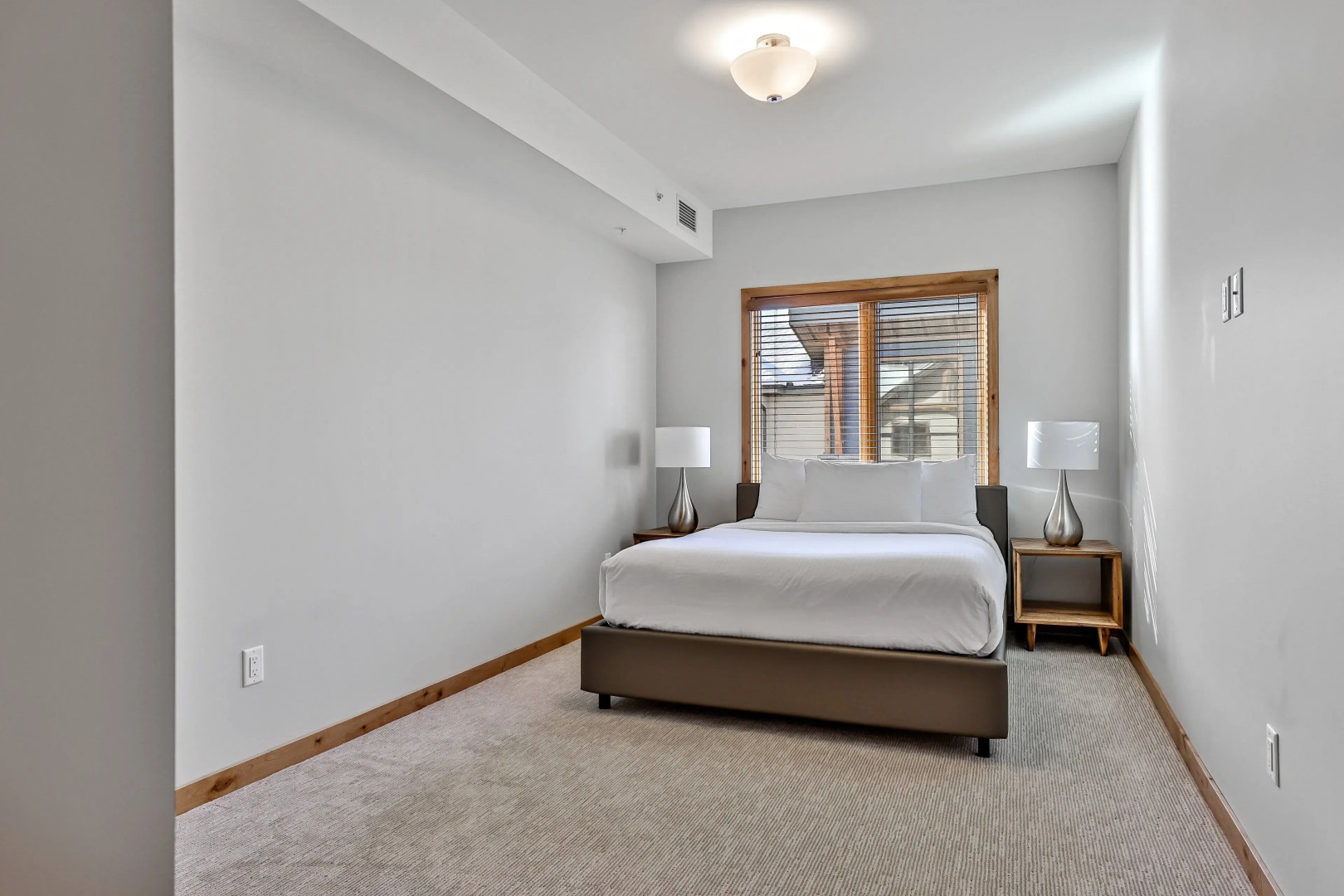 Rundle Cliffs Lodge by Spring Creek Vacation