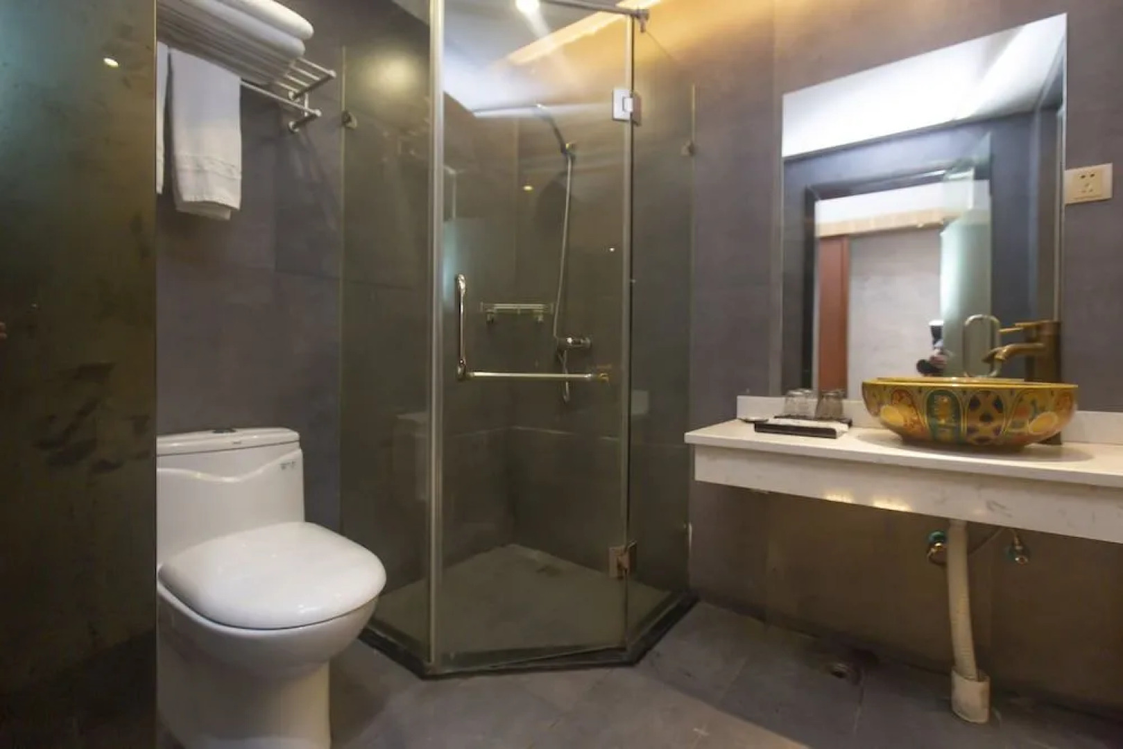 Zhangjiajie Heyday Hotel