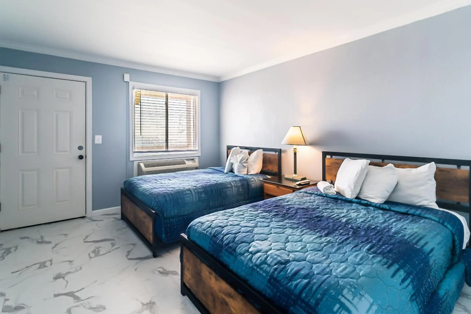 Boardwalk Hotel Charlee & Beach House Rentals