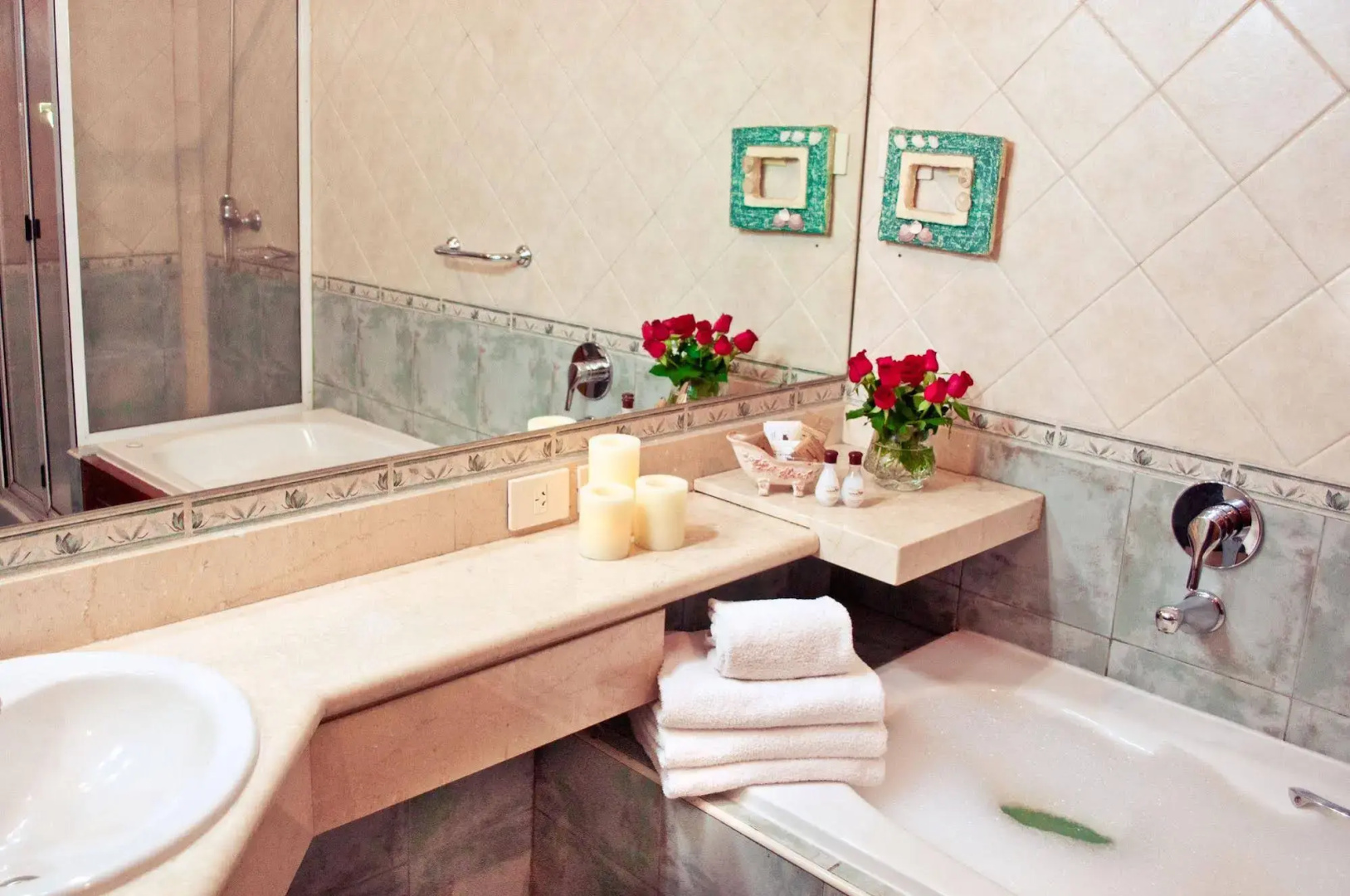 Gardi Hotel & Suites
