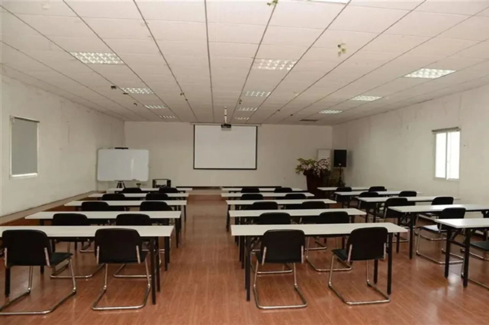 Отель GreenTree Inn BengBu HuaiHe Road Pedestrian Street Hotel