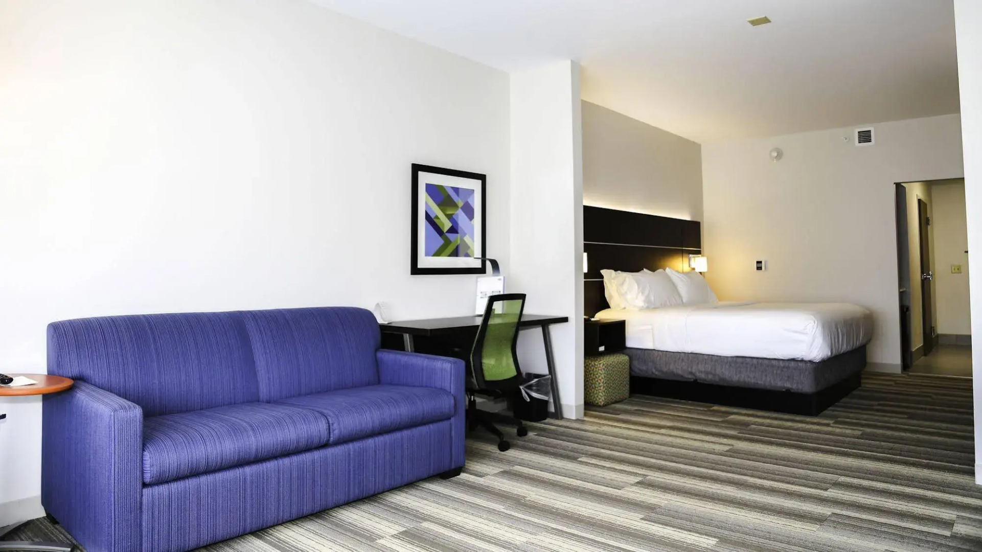 Holiday Inn Express & Suites Kingston-Ulster