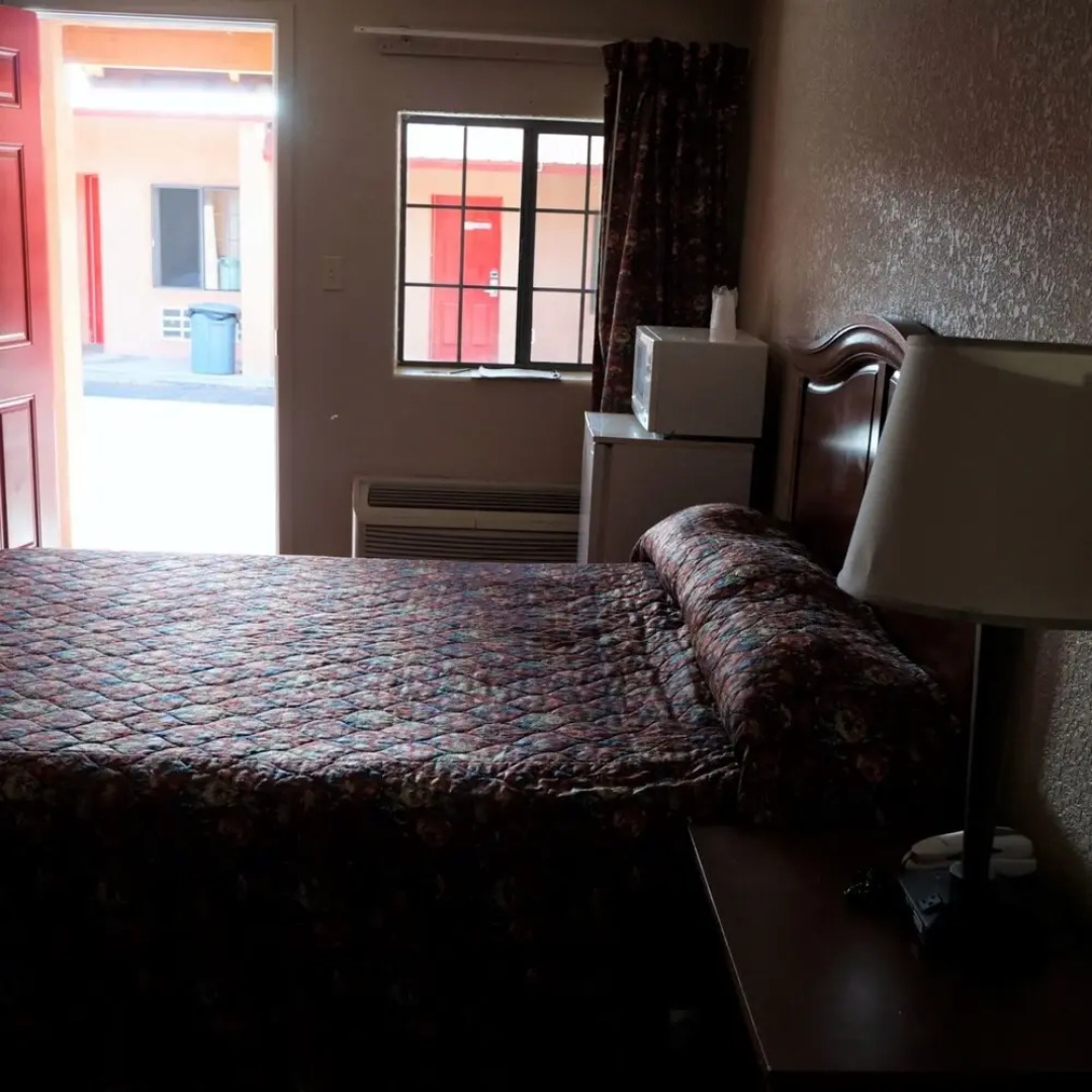 White Mountain Motel