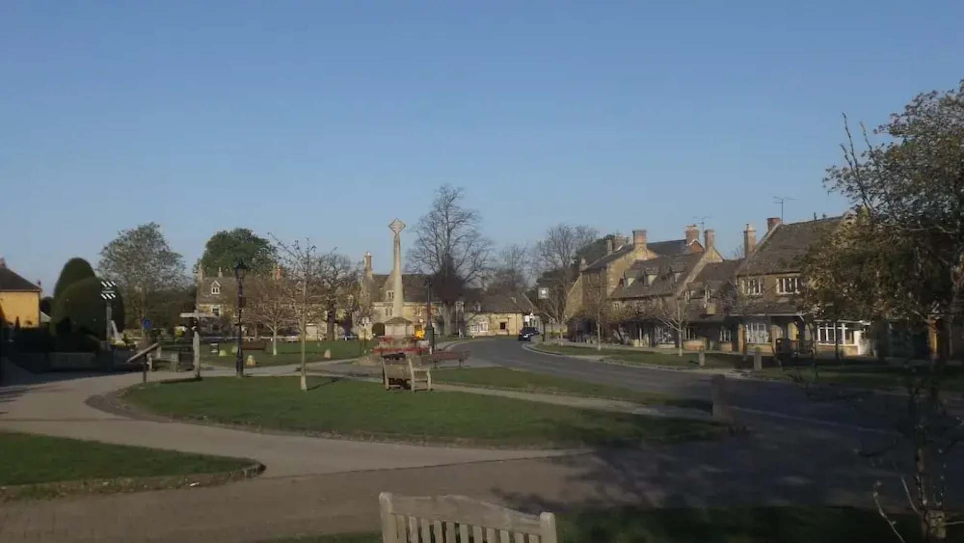 Hand Built log Cabin at Avonvale Holiday Lodges