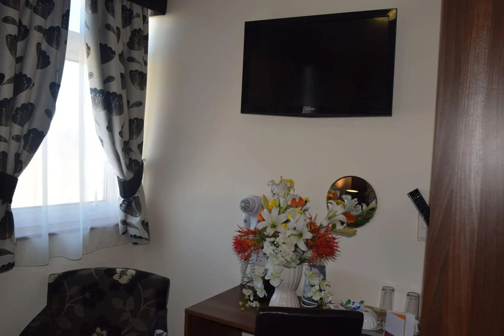 OYO Star Anglia Hotel