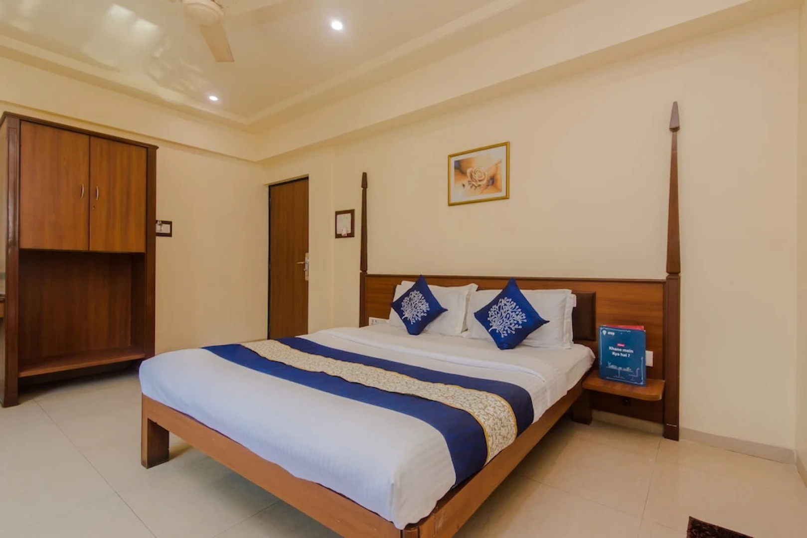 OYO 10382 Hotel Saffron Suites