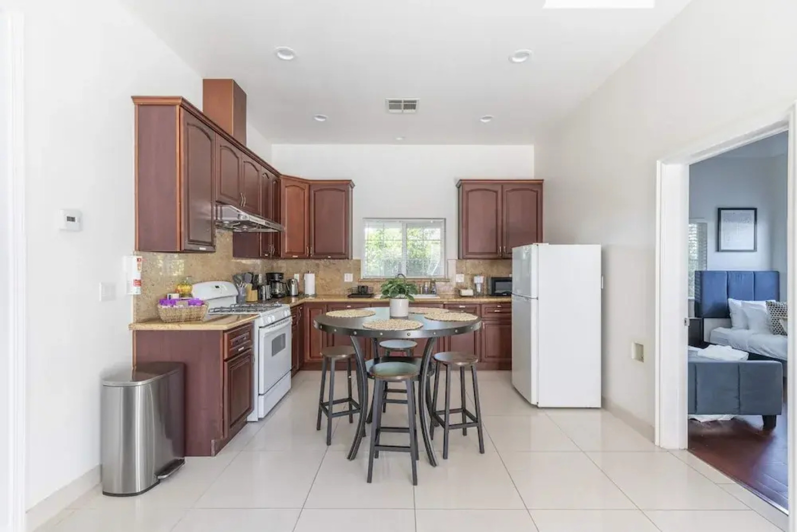 Elegant Retreat Modern Comforts, Prime Location