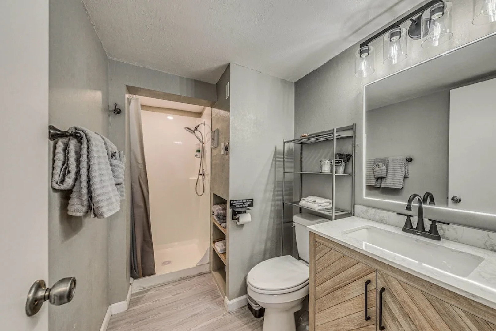 Ruidoso Retreat w/ Mtn Views ~ 20 Mi to Ski Apache