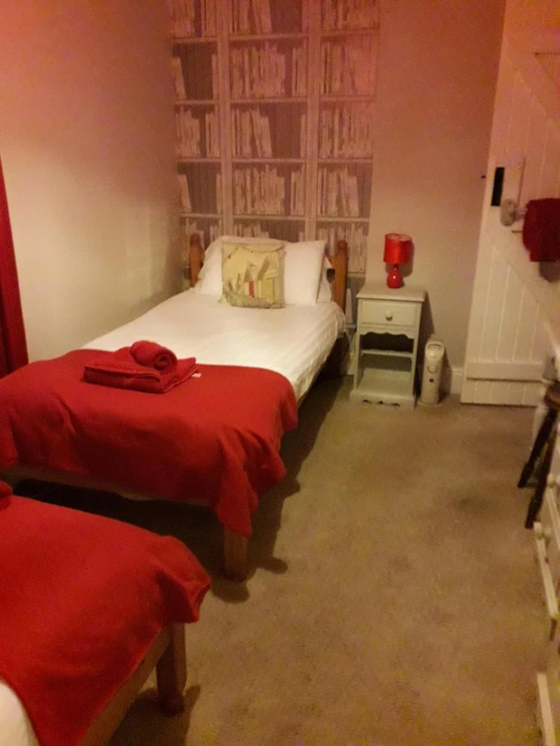 The Old Millhouse Inn